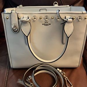 Coach F37400 Crosby Carryall in Floral Rivets Leather Chalk White